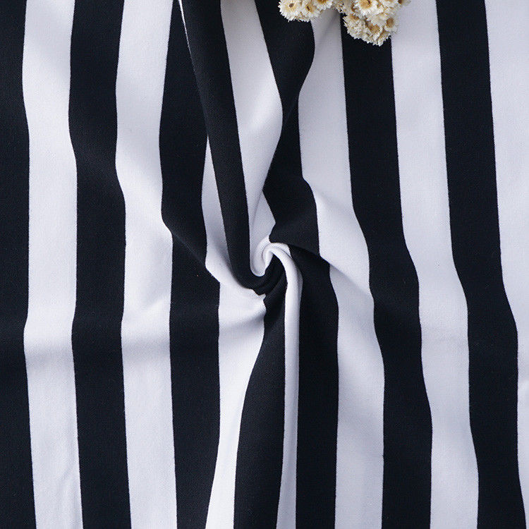 Matériau à rayures de coquille chaude Tissu en coton pur Frange uniforme pour T-shirt