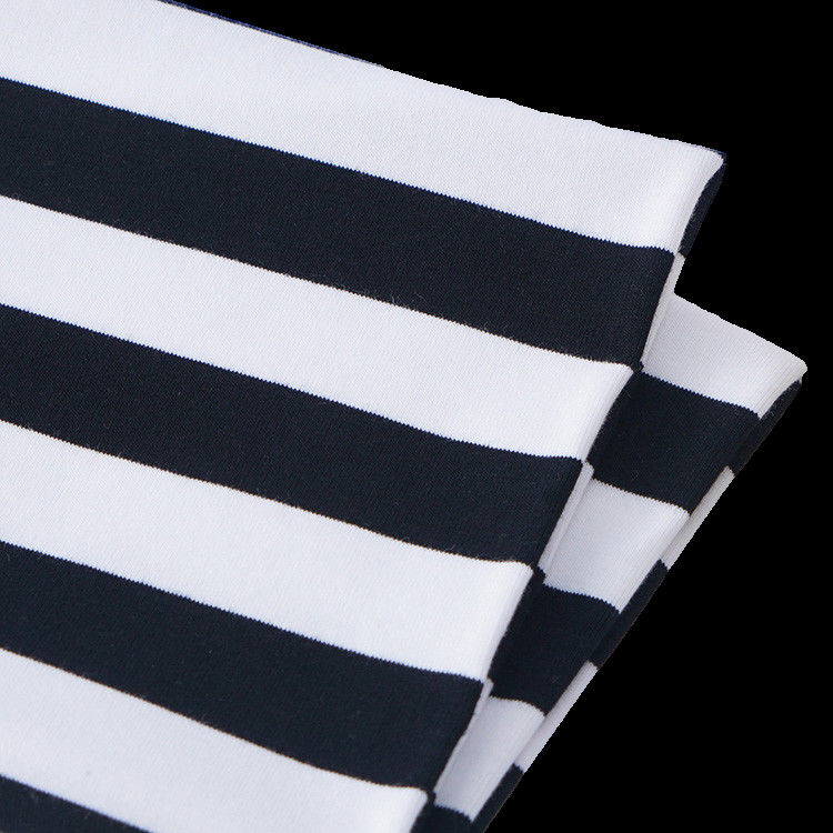 Matériau à rayures de coquille chaude Tissu en coton pur Frange uniforme pour T-shirt