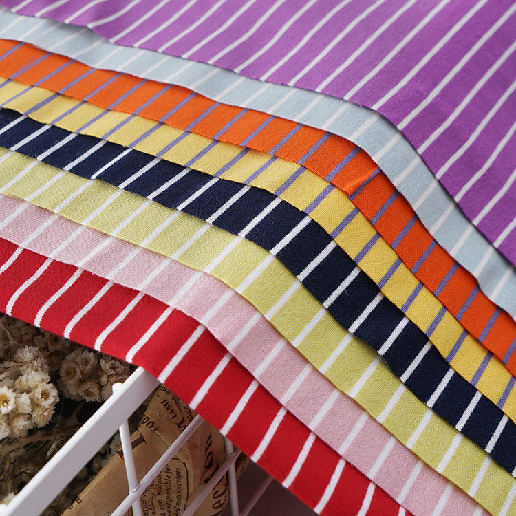 Tissu à rayures de coton pur, tissus à rayures de couleur combinée pour le jersey.