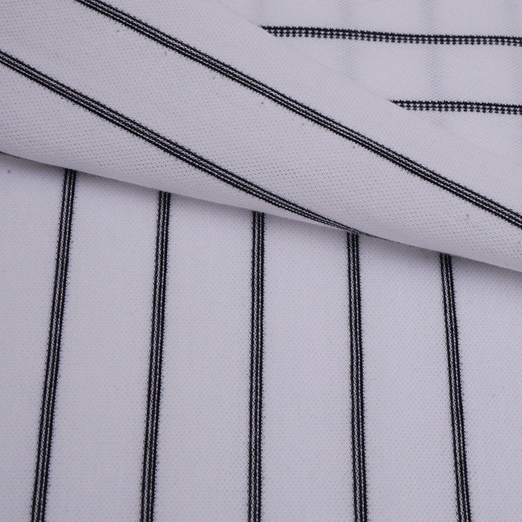 Le tissu absorbant sué 40S Lycra doux de piqué de coton bavardent le matériel teint de T-shirt