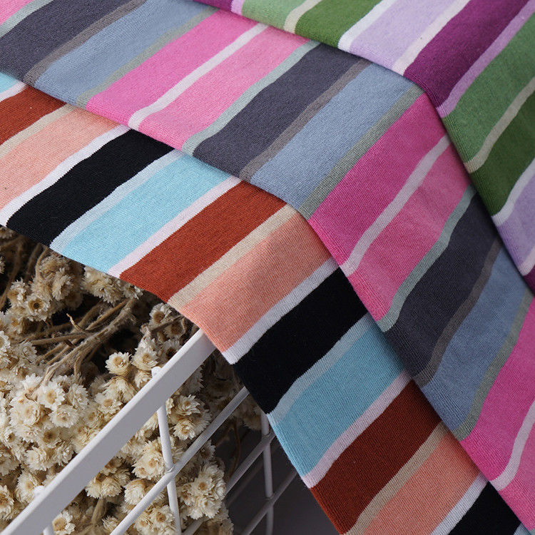 Absorbe la sueur et rafraîchissez le tissu de coton rayé pour T-shirt