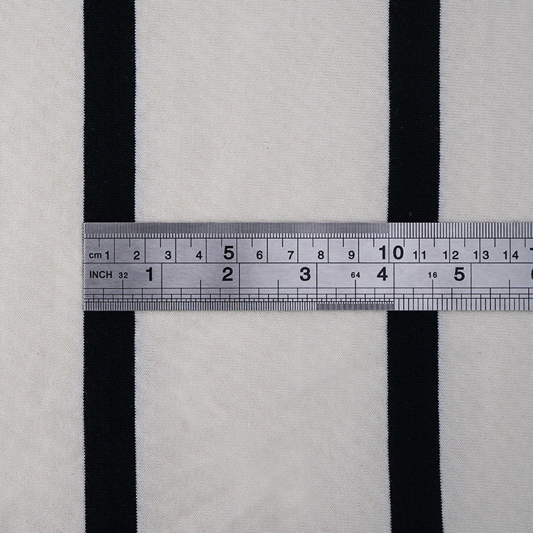Stylé et durable Confortable et à double fil T-shirt en coton rayé