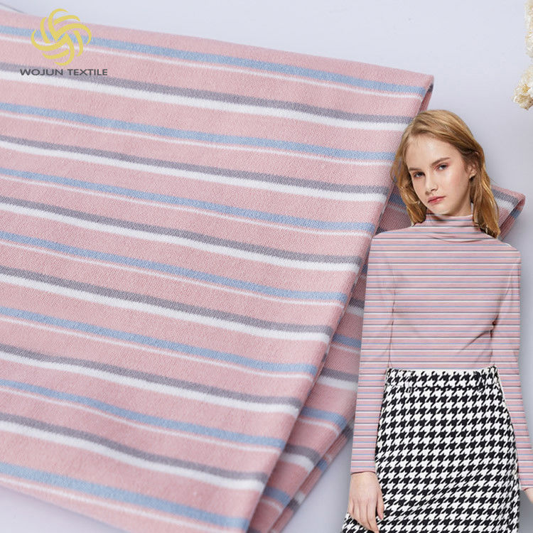Tissu teinté en fil, confortable, respirant et doux, tissus tricotés rayés pour T-shirt.
