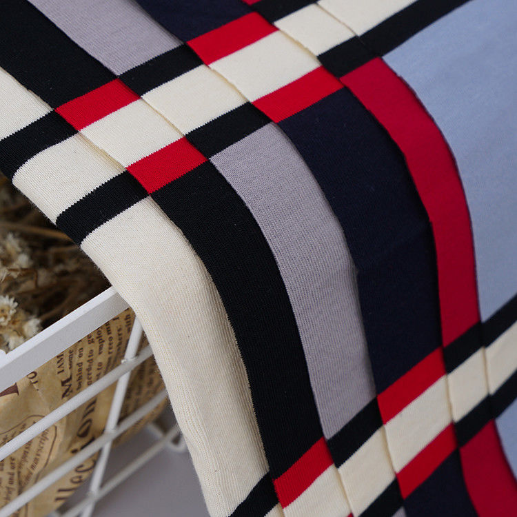 Tissu en coton à rayures pour vêtements à manches longues