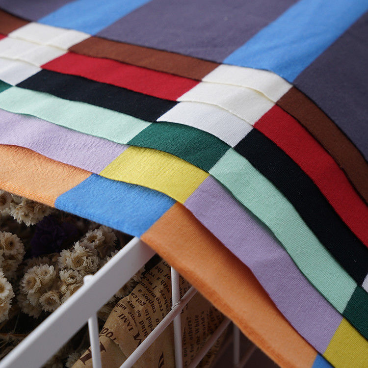 Tissu en coton rayé de haute qualité et lisse, propre à la peau et sain, pour vêtements à manches longues