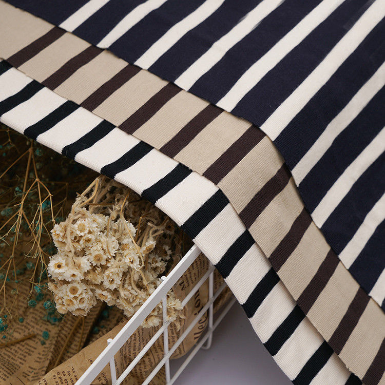 Tissu tricoté rayé confortable et sain pour combinaison de sport