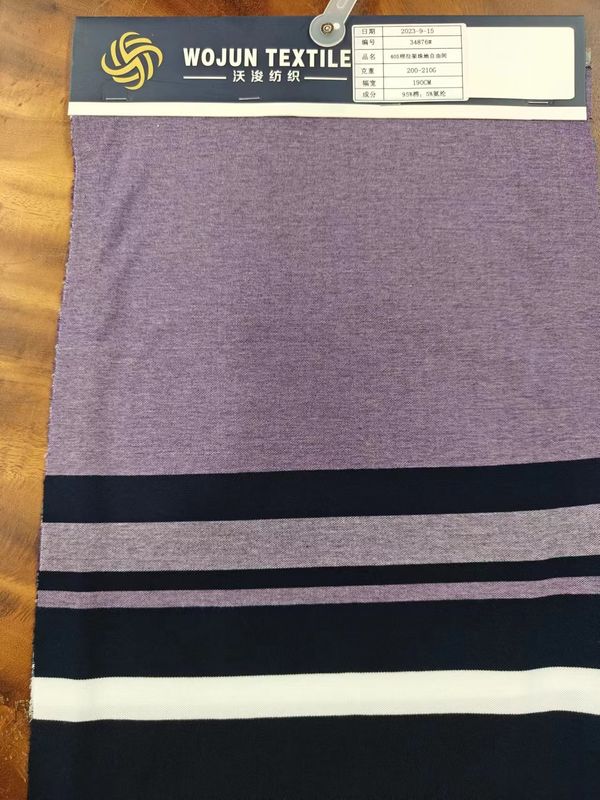 Textures naturelles confortables et respirantes en matériau flexible à rayures pour chemise de polo