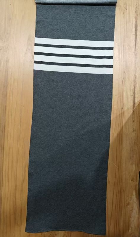 Fabrique à rayures durable et résistant à l'usure et confortable pour polo