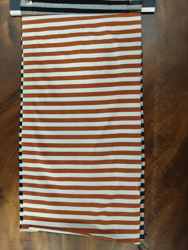 Absorbant la sueur et lisse Tissu tricoté à rayures de coton pur pour polo
