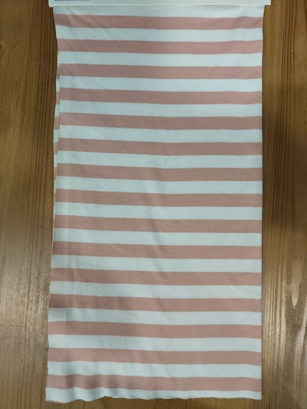 Facile à entretenir et à la mode Tissu tricoté rayé durable pour T-shirt