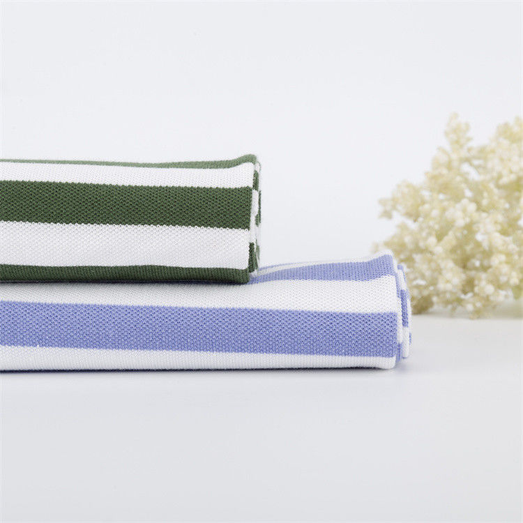 Tissu tricoté à rayures confortable et pas facile à déformer et respirant pour le port occasionnel