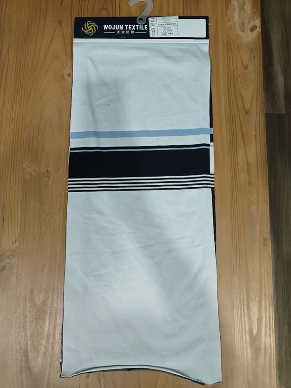 Environnemental et à la mode et durable et doux Tissu tricoté à rayures pour le port occasionnel