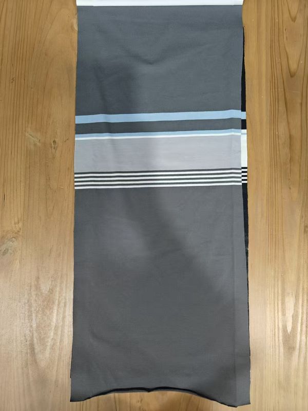Environnemental et à la mode et durable et doux Tissu tricoté à rayures pour le port occasionnel