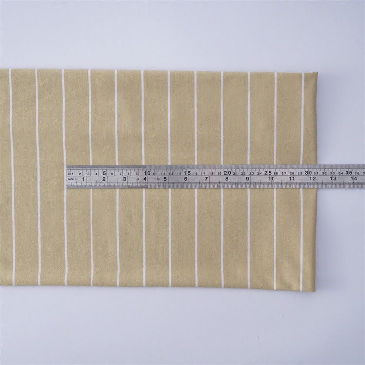 Naturel facile à entretenir et confortable Tissu de matériau rayé simple pour un usage occasionnel