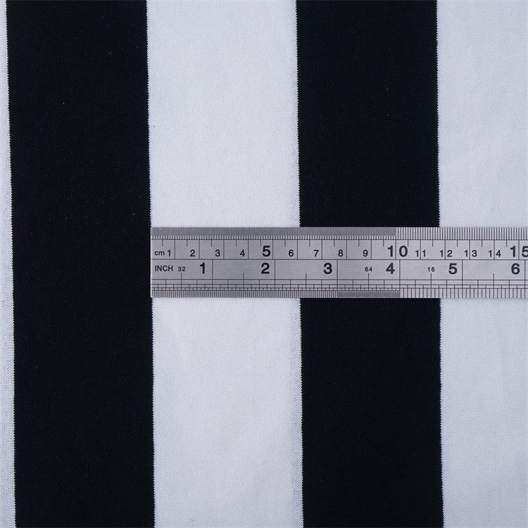 Tissu tricoté à rayures doux, confortable et absorbant la sueur
