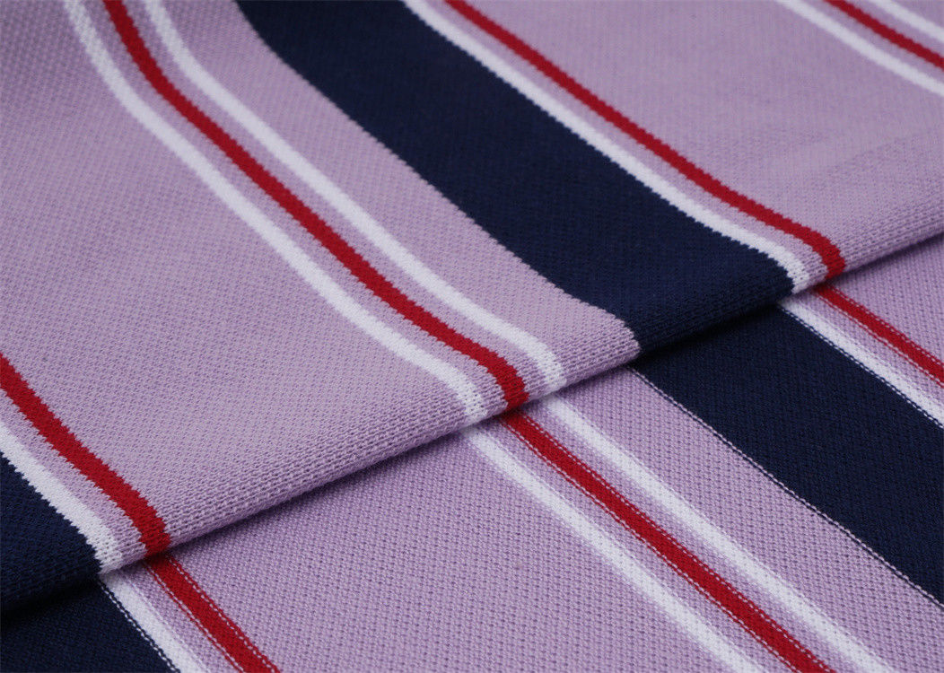 Tissu tricoté à rayures résistant à l'usure, confortable et propre à la peau