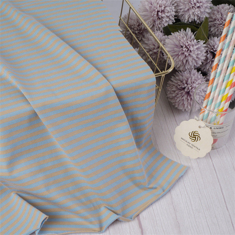 Tissu tricoté à rayures durable, confortable, lisse et sain, pour une utilisation occasionnelle