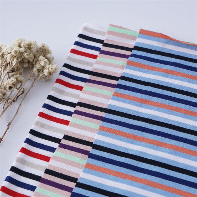 Tissu tricoté à rayures lisses et de bonne texture pour T-shirt