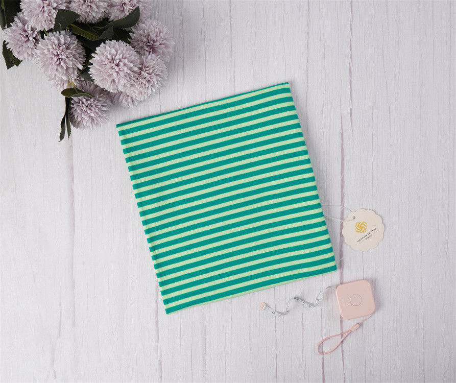 Tissu de t-shirt naturel sain et élégant, respirant et propre à la peau