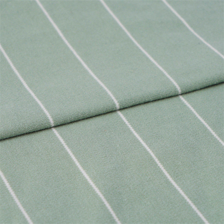 Tissu tricoté à rayures confortable et lisse pour t-shirt