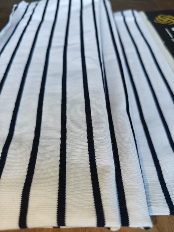 Breathable And Comfortable，Not Easy To Fade Striped Material Fabric For T-Shirt