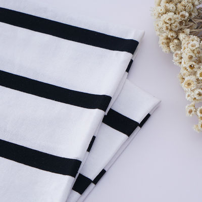 Tissu tricoté à rayures doux et écologique