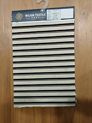 Un bon prix. Tissu tricoté à rayures plat et lisse et sain pour la peau en ligne