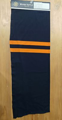 Un bon prix. Tissu de matériau à rayures lisses et sains pour le port occasionnel en ligne