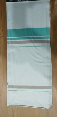 Tissu de t-shirt à rayures doux et confortable