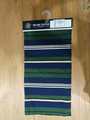 Tissu tricoté à rayures pour chemise de polo