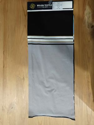 Un bon prix. Respirant et sec, doux et éclatant - Tissu en matériau rayé convivial pour le port occasionnel en ligne