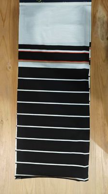 Un bon prix. Tissu de matériau naturel à rayures doux et respirant pour la peau en ligne