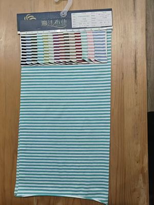 Facile à entretenir et durable et propre à la peau Tissu tricoté rayé pour T-shirt