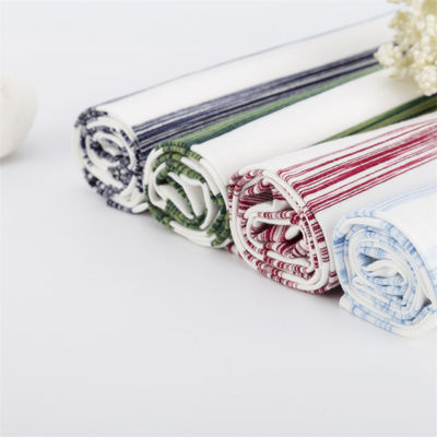 Un bon prix. Tissu tricoté à rayures douces et souples 100 kg pour T-shirt en ligne