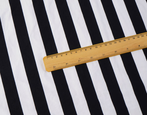 Tissu tricoté rayé sain et simple pour T-shirt