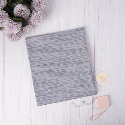 Tissu tricoté à rayures confortable et doux, léger et adapté à la peau