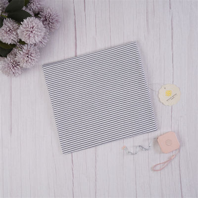 Tissu en matériau rayé confortable, écologique et respectueux de la peau
