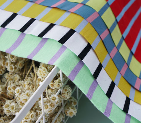 Tissu à tricot à rayures de coton pur pour T-shirt