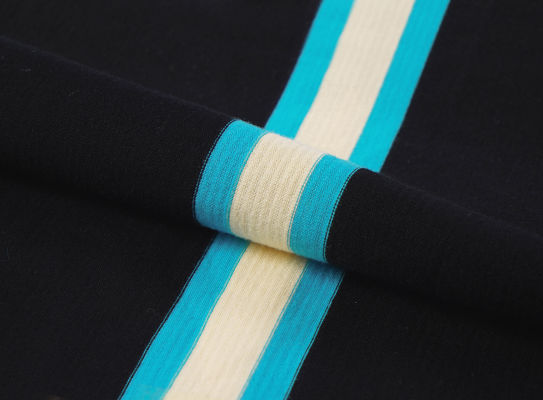 Un bon prix. Tissu tricoté rayé anti-rides résistant à l'usure pour polo en ligne