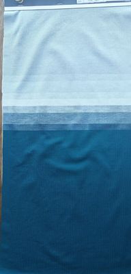 Un bon prix. Tissu en maille rayée respirant 95% coton 5% élasthanne pour t-shirts en ligne